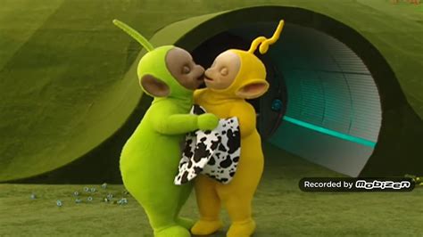 Lalo kissed Dipsy yay but Tinky Winky kissed Lala!?!? - YouTube