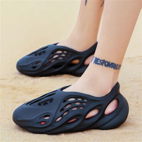 Original Quality Yeezy Foam Hole Runner Men Shoes Women Sandals Kids Yeezy Slippers - Buy Yeezy ...