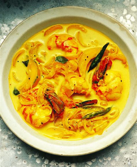 King Prawn and Pumpkin Curry (Konju Pulungari) - The Happy Foodie