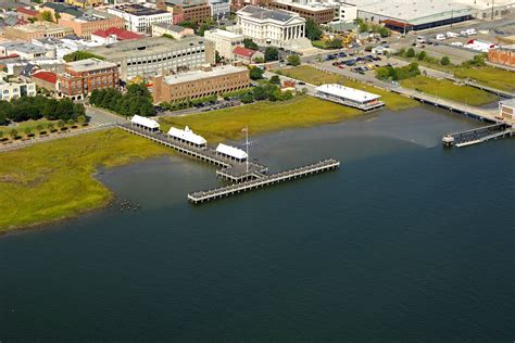 Charleston Waterfront Park in Charleston, SC, United States - Marina Reviews - Phone Number ...