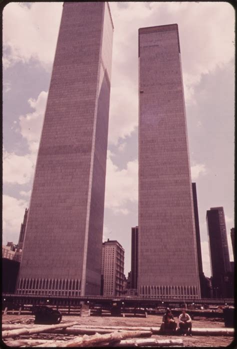 Some Fascinating Vintage Pictures of the World Trade Center in 1973 ...