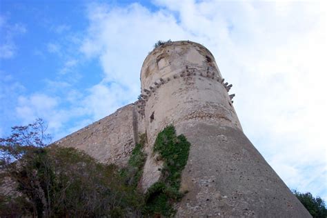 Angevin-Aragonese Castle, Gaeta - Life in Italy