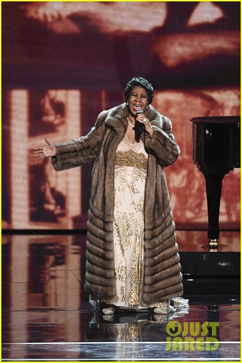 Aretha Franklin Brings House Down with 'Natural Woman' at Kennedy ...