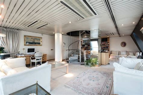 London's St James Street Apartment For Sale at $13.9 Million - GTspirit