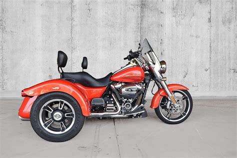 Pre-Owned 2017 Harley-Davidson Trike Freewheeler FLRT Trike in Riverside #U851584 | Riverside ...