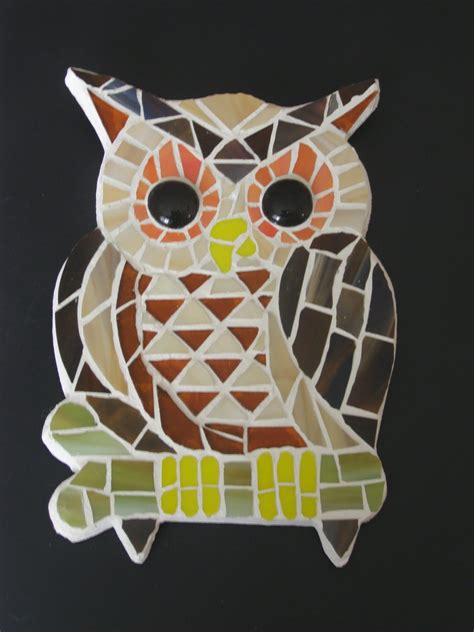 Moonbeam Mosaics: Here he is, a new design-retro owl