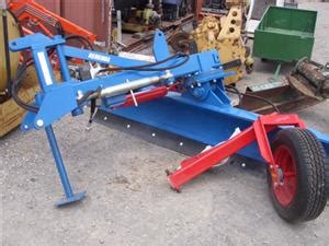 Power Farming JOHN BERENDS 8' FULLY ADJUSTABLE GRADER BLADE