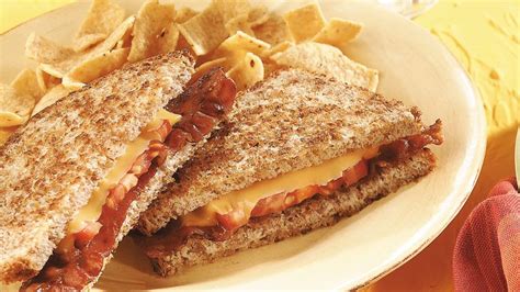 Grilled Bacon, Tomato and Cheese Sandwiches Recipe - BettyCrocker.com