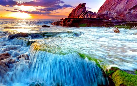 9 Spectacular HD Waterfall Wallpapers to Download