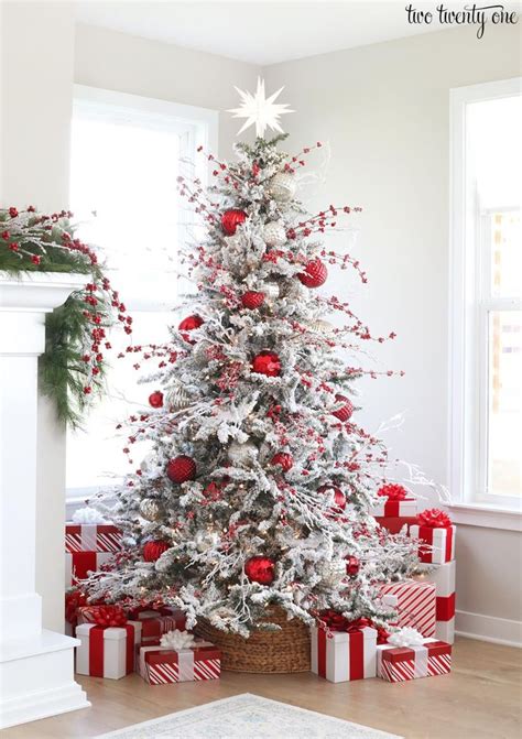 40 White Christmas Tree Worth Trying on Christmas in 2020 | White flocked christmas tree ...