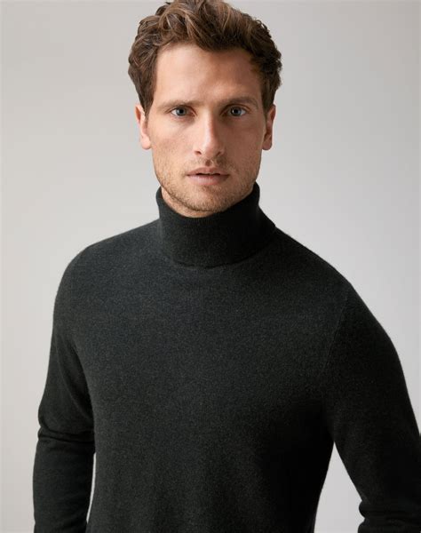 Darkest Green | Mens Cashmere Roll Neck Sweater | Pure Collection