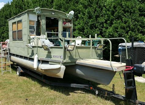 Homemade Pontoon Boat : 6 Steps (with Pictures) - Instructables