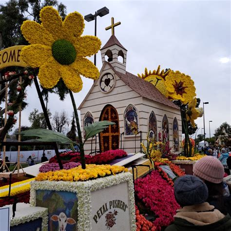 ROSE PARADE, FLOAT DECORATING & SOUTHERN CALIFORNIA — Christian Travel ...