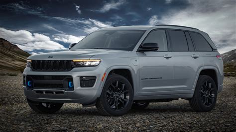 2023 Jeep Grand Cherokee 4xe 30th Anniversary Edition: Grand Celebration, Normal Reveal