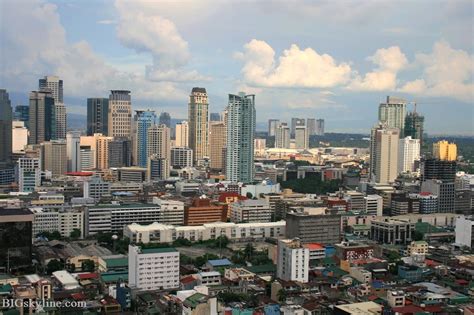 Manila, Philippines city skyline pic