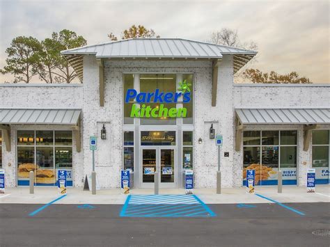 Parker’s Kitchen exploring North Jacksonville for gas station with ...