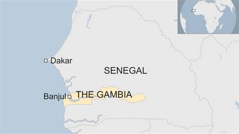 Gambia crisis: Senegal troops 'on alert' if Jammeh stays on - BBC News