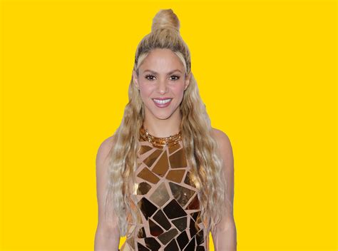 Shakira's Killer Abs Exercise Is Tougher Than It Looks | SELF