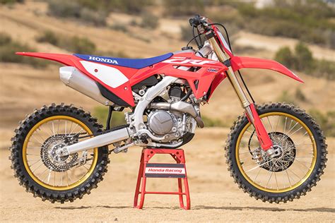 First Impression: 2023 Honda CRF450R - Dirt Bike Test