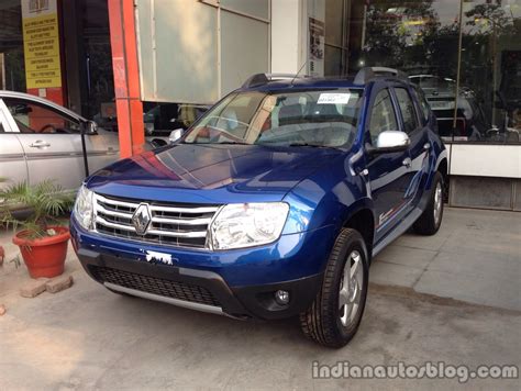 Cosmos Blue Renault Duster Anniversary Edition in images