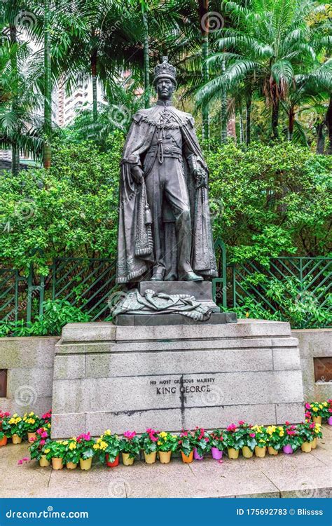 King George VI Statue in Hong Kong Zoological and Botanical Gardens ...