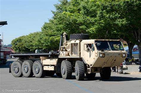 Oshkosh PLS M1075A1 | 2015 Military Vehicle Show at the Puya… | Flickr