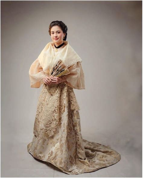 Iconic Traditional Filipiniana Looks from GMA's Maria Clara at Ibarra - Barongs R Us ...