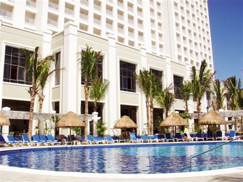 Riu Emerald Bay All Inclusive, Mazatlan: Room Prices & Reviews | Travelocity