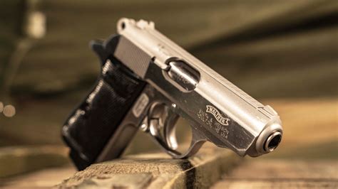 S&W Walther PPK/s Review: Obsolete? :: Guns.com