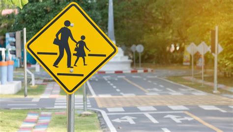 Ohio Traffic Laws for a School Zone | Legalbeagle.com