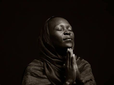 Beautiful Photos of Black Women Praying
