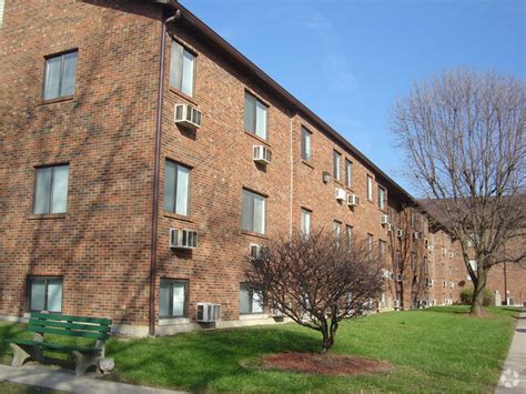 Winton House Apartments - Cincinnati, OH | Apartments.com