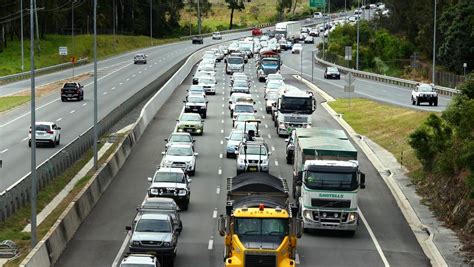 Gold Coast’s Friday afternoon M1 traffic chaos strikes again | Gold ...