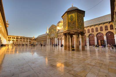 VINO-WONDERS: Damascus old city