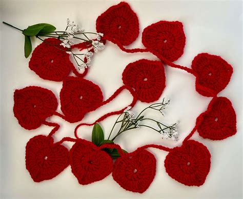 Heart Crochet Garland - Love to stay home