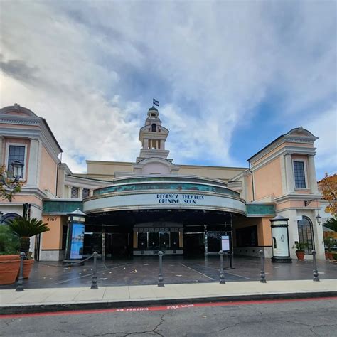 Regency Theatres Opening Soon at The Commons at Calabasas — Conejo Valley Guide | Conejo Valley ...