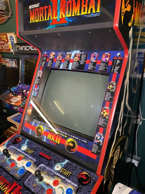 Mortal Kombat 2 bezel Moves list. – Szabo's Arcades