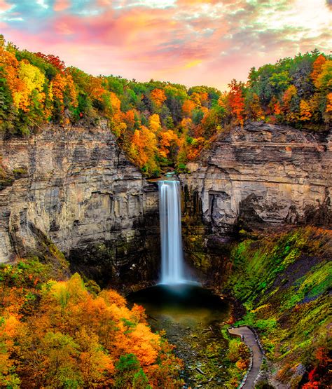 Taughannock Falls Jigsaw Puzzle