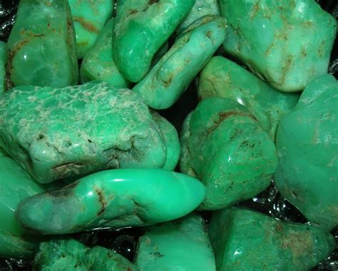 Chrysoprase: Healing Properties + Meaning – InJewels Healing Jewelry