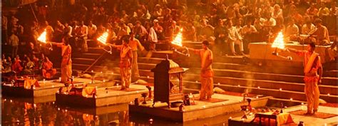 Aarti at Ghats of Ganga - The Stream of Heavens - India Tourism Guide ...