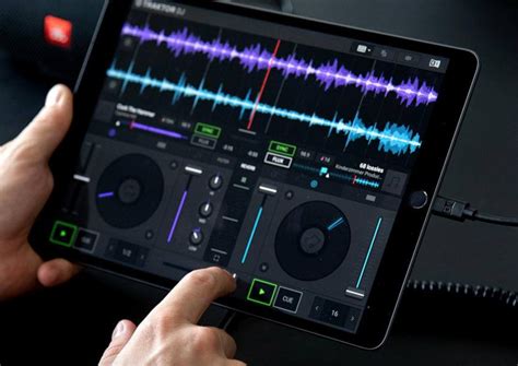 Traktor DJ Software Review - Is It Good Program for Mixing?