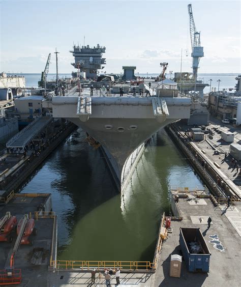 aircraft-carrier-enterprise-newport-news-puget-sound-naval-shipyard ...