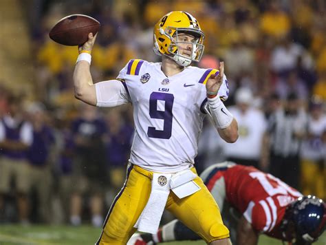 LSU QB Joe Burrow earns SEC Offensive Player of the Week honor | USA ...