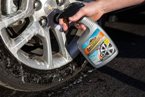 Armor All Quicksilver Car Tire & Wheel/Rim Cleaner Spray, 710-mL | Canadian Tire