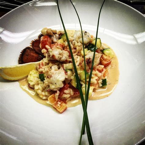 Lobster Risotto with White Wine and Veggies - Cooks and EatsCooks and Eats