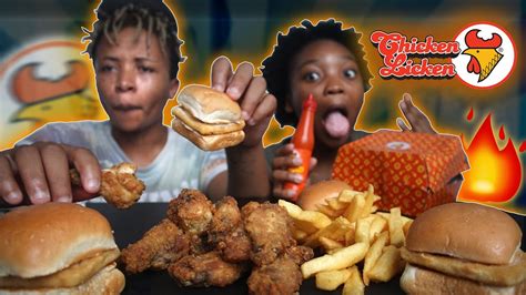 CHICKEN LICKEN MUKBANG | SPICY CHICKEN WINGS + SLIDERS | SOULFIRE | 먹방 - YouTube