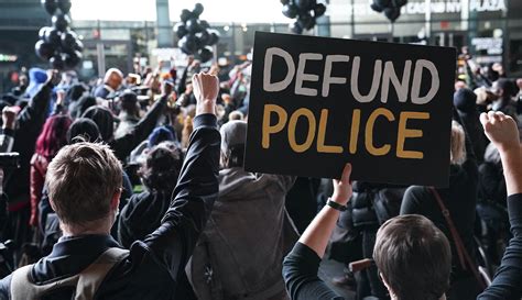 Daunte Wright slaying sparks new ‘defund the police’ push - Washington Examiner