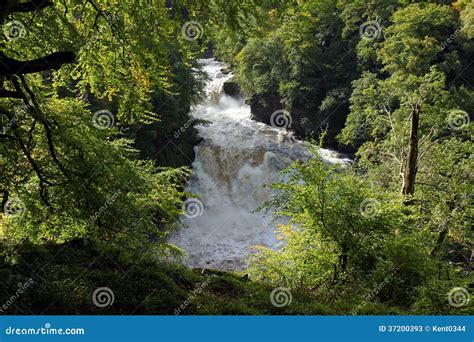 Falls of Clyde, New Lanark stock image. Image of waterfall - 37200393