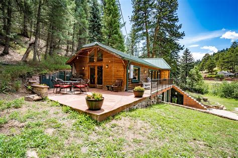 4 Best Cabin Rentals near Denver, CO