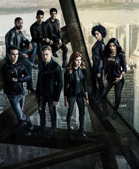 Pin by michi on Shadowhunters | Shadowhunters, Shadow hunters ...